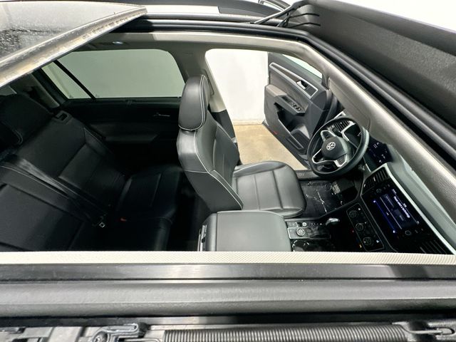 2023 Volkswagen Atlas 3.6L V6 SE w/Technology Silver at Subaru and VW of Moon Township