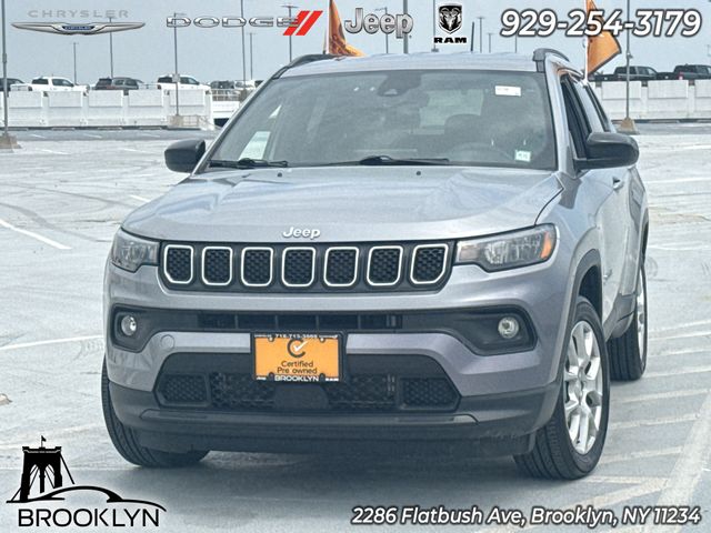 Billet Silver Metallic Clearcoat 2023 Jeep Compass SUV / Crossover Four-Wheel Drive 8-Speed Automatic