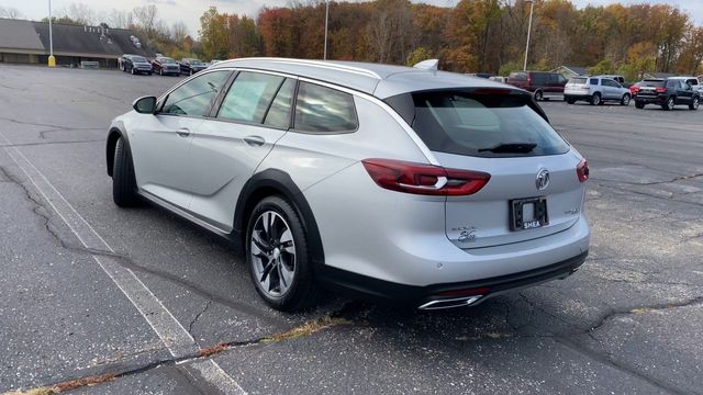 2018 Buick Regal TourX Essence 6