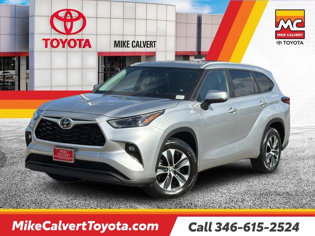 Celestial Silver Metallic 2025 Toyota Highlander SUV / Crossover Front-Wheel Drive 8-Speed Automatic