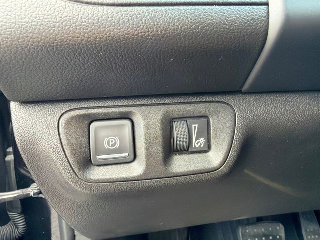 Used 2024 GMC Terrain SUV