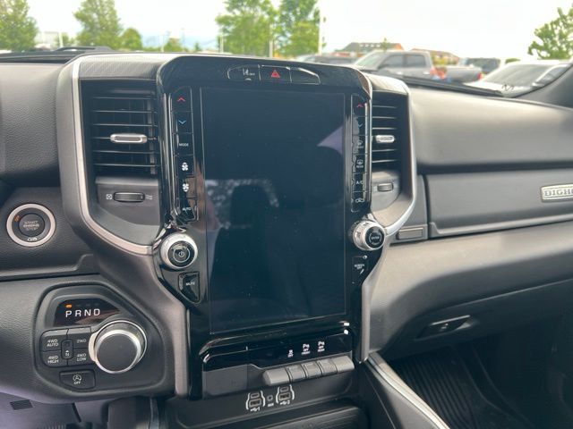 2025 Ram 1500 Big Horn/Lone Star - Diamond Black exterior view 17