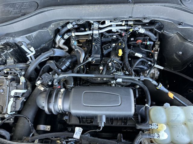Used 2022 Black Ford XLT image 27