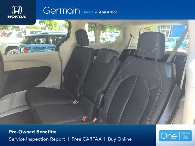 Used 2017 Molten Silver Chrysler Touring image 13