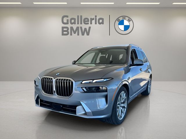 2026 BMW X7 40i's photo