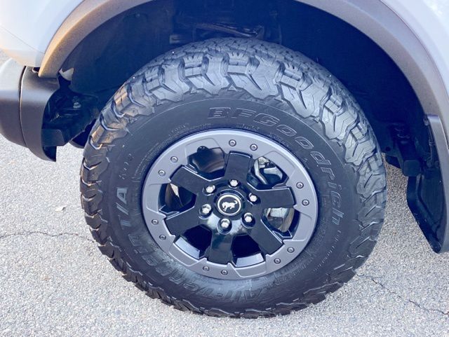 2022 Ford Bronco Badlands 13