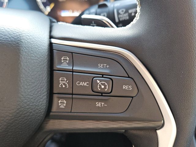 2026 Jeep Grand Cherokee L Laredo 4x2