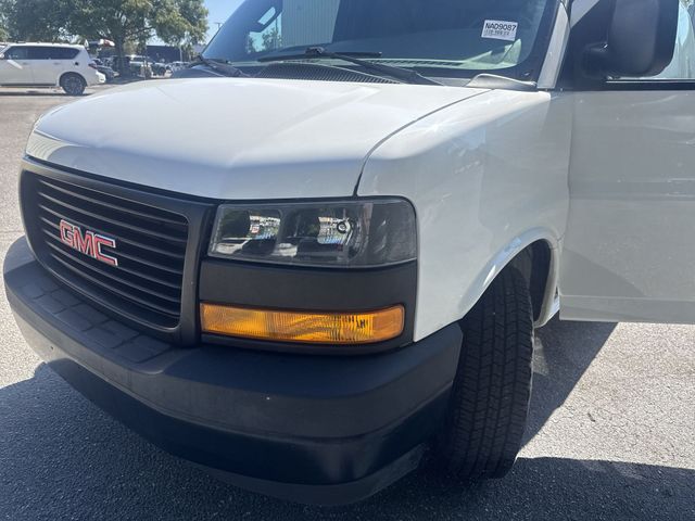Used 2023 White GMC Work Van image 28