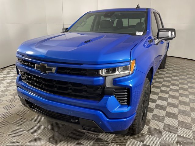 2025 Chevrolet Silverado 1500 RST 4