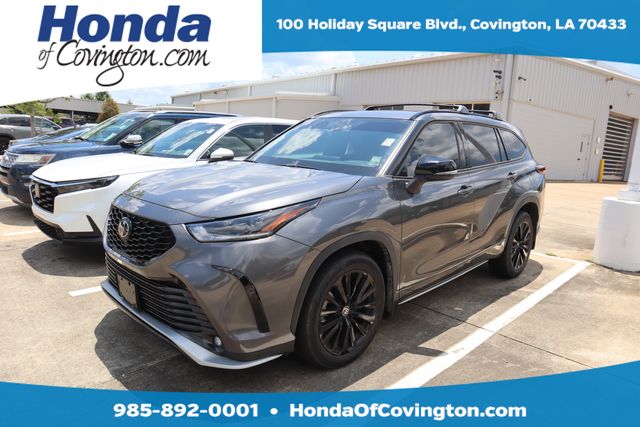 Magnetic Gray Metallic 2024 Toyota Highlander SUV / Crossover Front-Wheel Drive 8-Speed Automatic