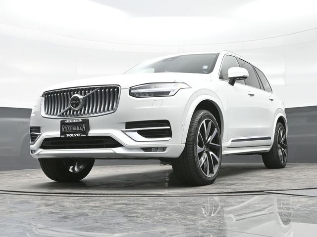 2024 Volvo XC90 B5 Plus photo