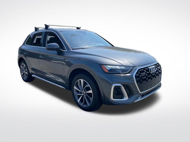 2022 Audi Q5 45 S line Premium Plus 11