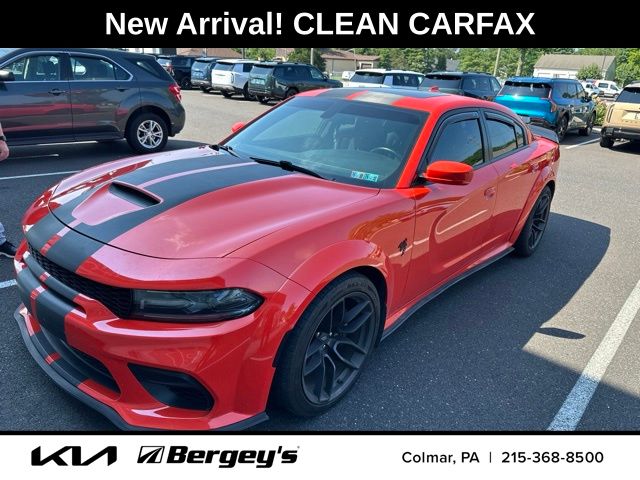 Go Mango! 2021 Dodge Charger Sedan Rear-Wheel Drive 8-Speed Automatic