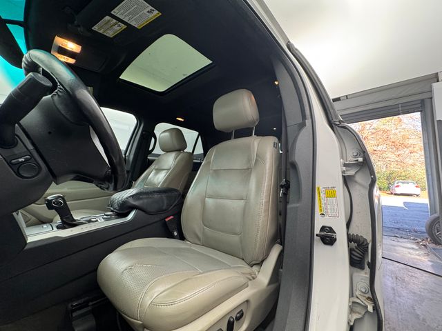 2013 Ford Explorer Limited 12