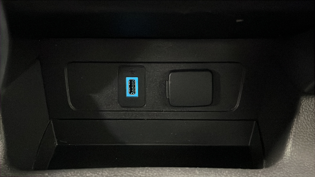 Used 2019 Sea Green Ford SEL image 30