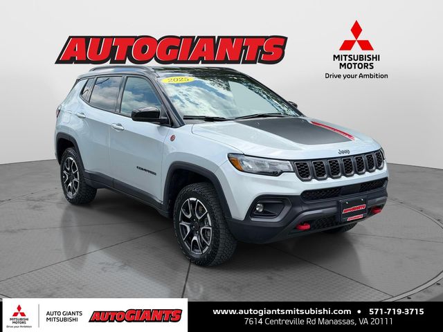 Silver Zynith Metallic Clearcoat 2025 Jeep Compass SUV / Crossover Four-Wheel Drive 8-Speed Automatic