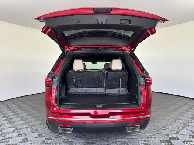 Used 2023 Chevrolet Traverse SUV
