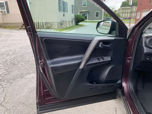 Used 2018 Toyota RAV4 SUV