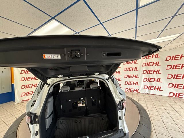 Used 2025 Toyota Sienna Van