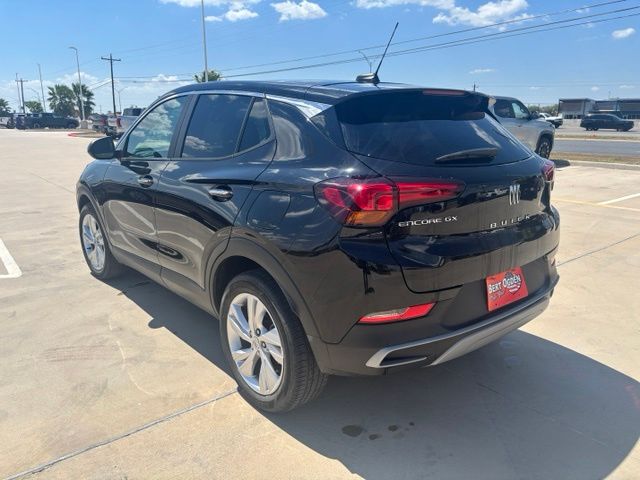 Used 2025 Black Buick Preferred image 4