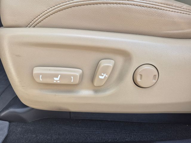 2014 Toyota 4Runner - Image 13