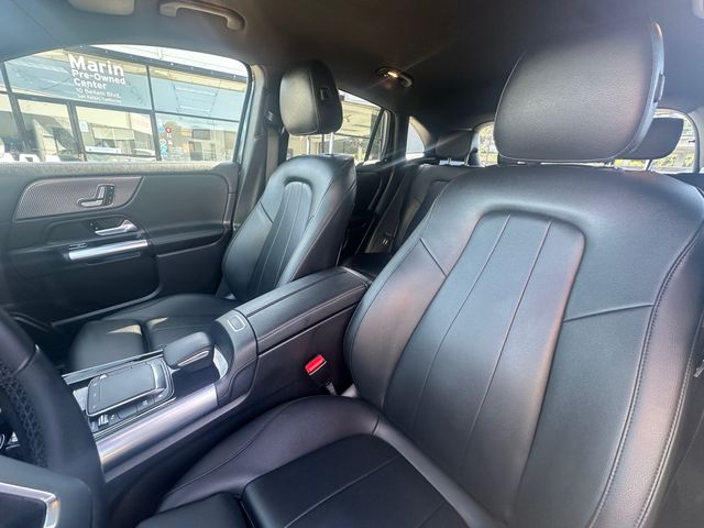 Used 2023  Mercedes-Benz GLA 250 image 29