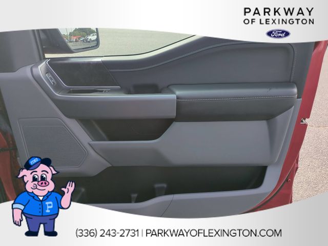 Used 2022 Red Ford XLT image 32