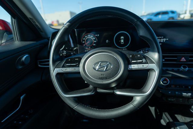 2022 Hyundai Elantra Limited 11