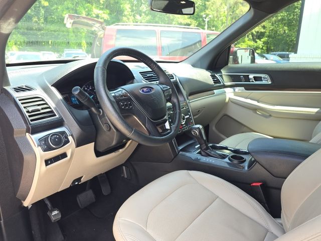 2018 Ford Explorer Limited:168944A