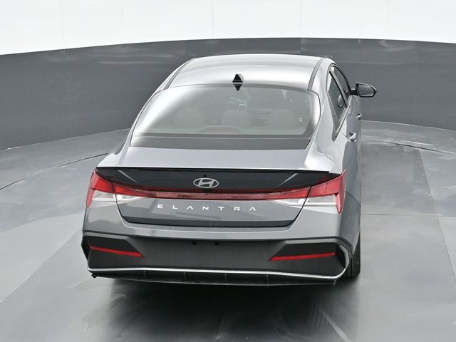 2025 Hyundai Elantra SEL 25