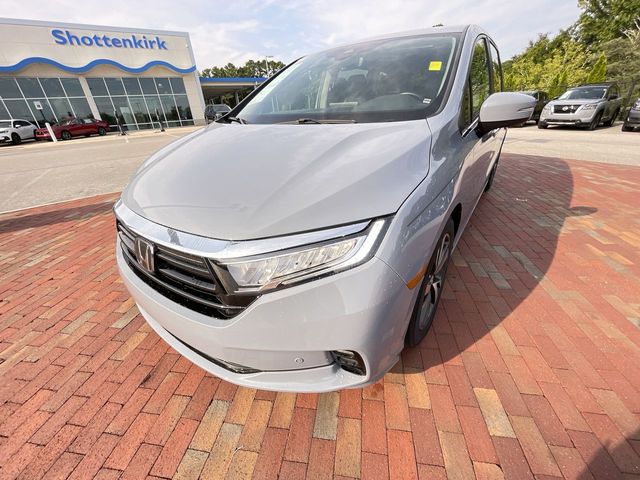 Used 2024 Honda Odyssey Van