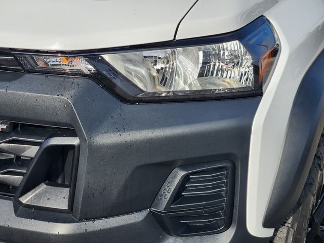 2025 Chevrolet Colorado Trail Boss White at AutoSavvy Houston Northwest