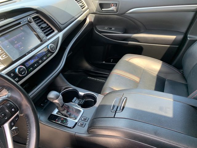 Used 2019 Toyota Highlander SUV