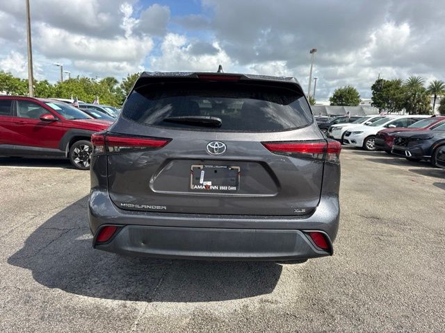 2021 Toyota Highlander - $29,888