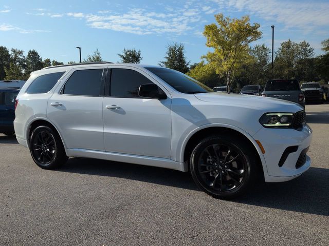 White Knuckle Clearcoat 2024 Dodge Durango SUV / Crossover Rear-Wheel Drive 8-Speed Automatic