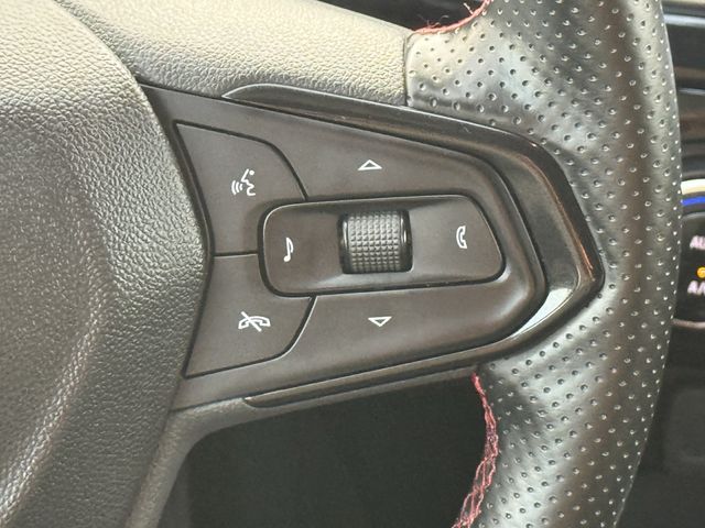 2025 Chevrolet Trax 2RS White at Ross Downing Buick GMC