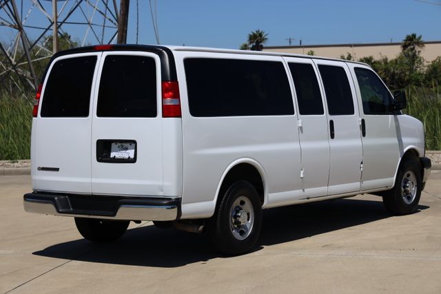 2017 Chevrolet Express 3500 LT - 7