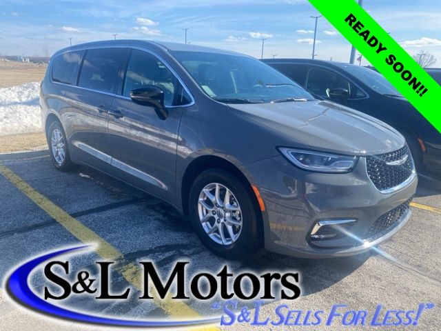 Ceramic Gray Clearcoat 2025 Chrysler Pacifica Select FWD Minivan Front-Wheel Drive 9-Speed Automatic