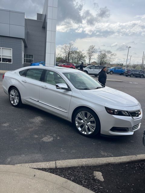 Chevrolet Impala Premier FWD