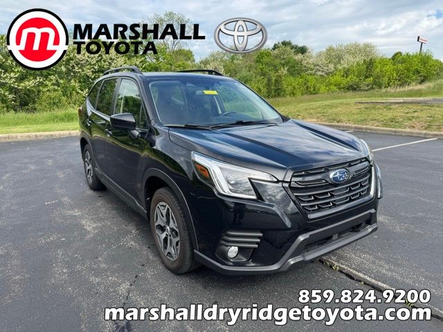 2023 Subaru Forester Premium Crossover AWD