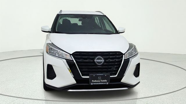 2024 Nissan Kicks SV White at EAG Ford Navasota