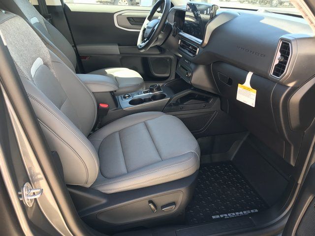 New 2025 Gray Ford Badlands image 18