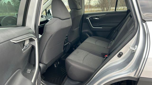 Used 2021 Toyota RAV4 SUV