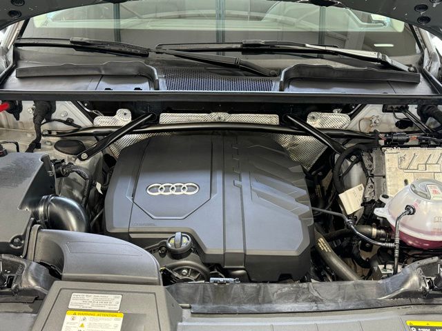 2023 Audi Q5 45 S line Premium Plus 9