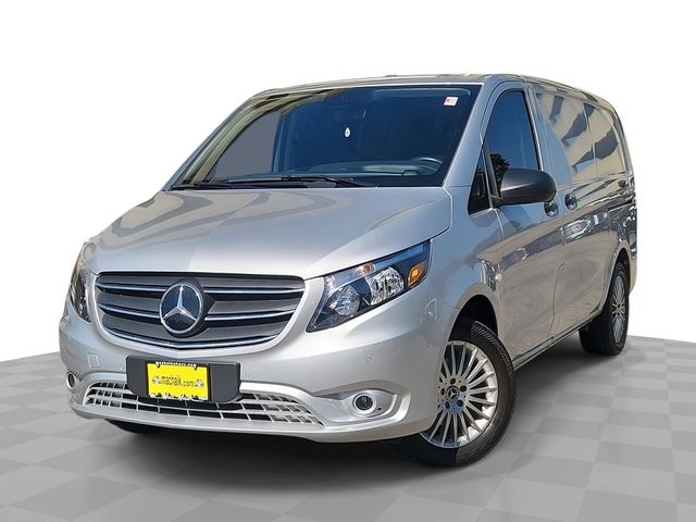 2022 Mercedes-Benz Metris Passenger RWD