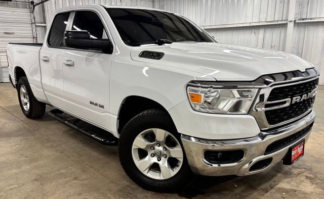 2022 RAM 1500 Blanco (Bright White Clearcoat) Camioneta 4X2 8 velocidades Automática