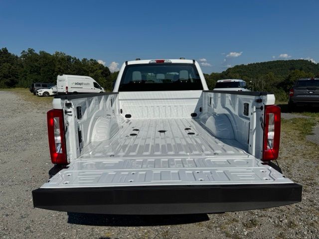 Used 2026 White Ford XL image 7