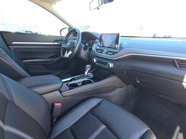 2023 Nissan Altima 2.5 SR:B02252