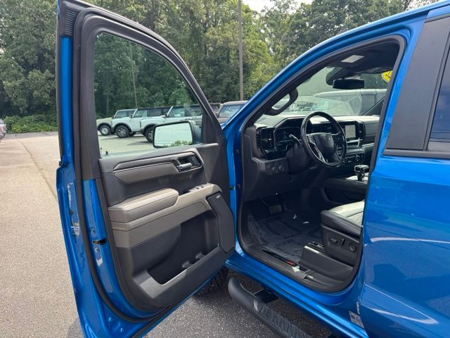 Used 2022 Blue Chevrolet ZR2 image 10