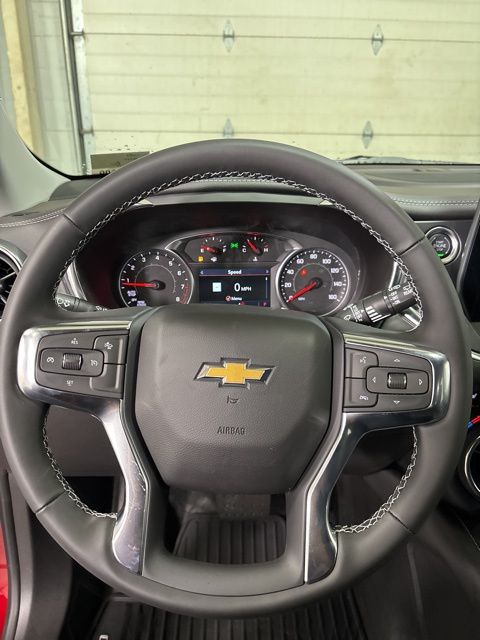 2025 Chevrolet Blazer LT photo